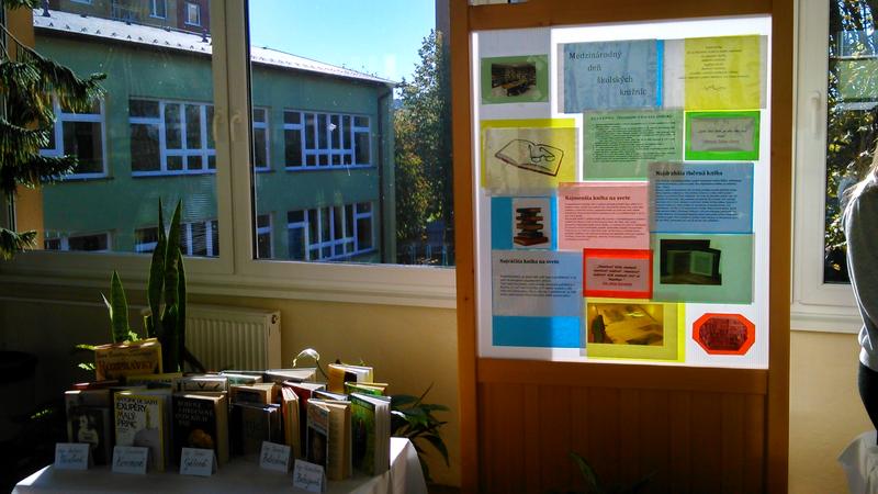 Den skolskych kniznic
